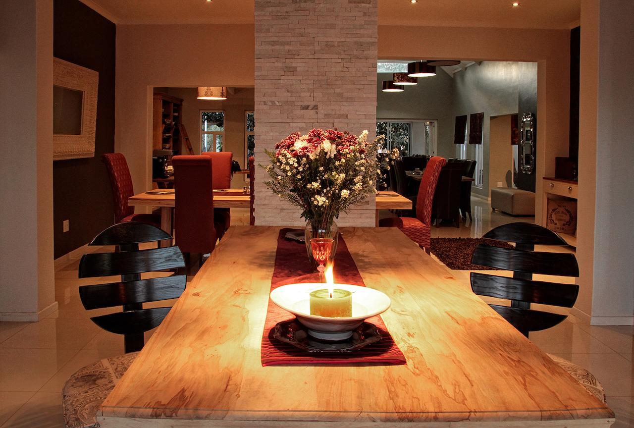 Village Boutique Hotel Otjiwarongo Exteriör bild